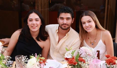  Arantza Torres, Luis Pablo Zacarías y Renata Fernández.