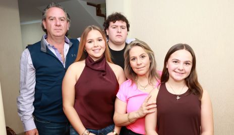  Emilio, Michelle, Emilio, Michelle y María Emilia Heinze.