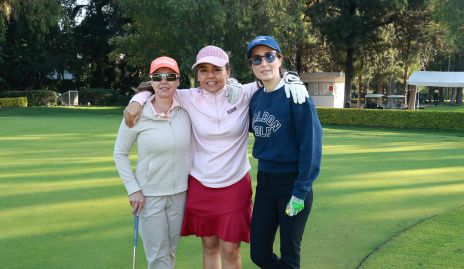  Marcela Alcalde, Lorena Torres y Lourdes Orozco.