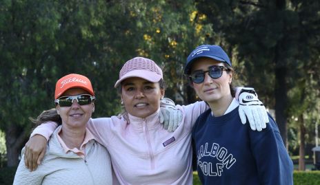  Marcela Alcalde, Lorena Torres y Lourdes Orozco.