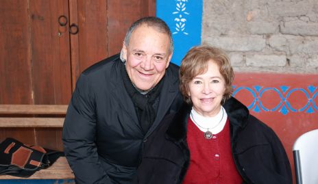  Luis y Martha Elena Chaires.