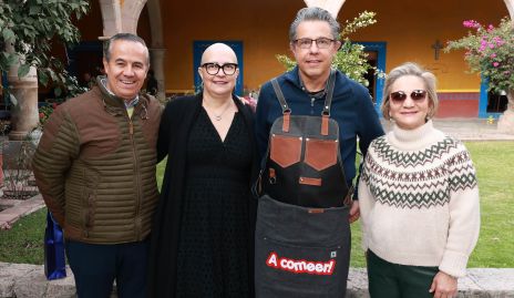  Juan Ávila, Nereida Ramos, Jesús Garza y Paty González.