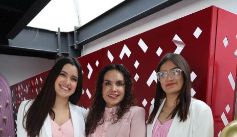  Mariana Silva, Marisol Castillo y Karen Silva.