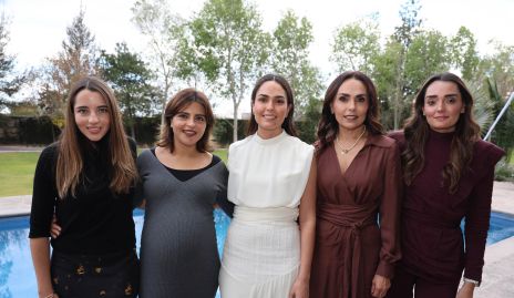  Ana Paula de los Santos, Daniela de los Santos, Macarena Villasuso, Marianela Villanueva  y Marianela Villasuso.