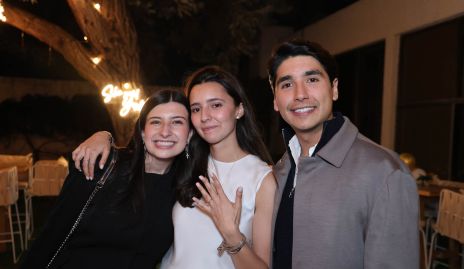  Ana Paula, Cristina Nava y Miguel Tobías.