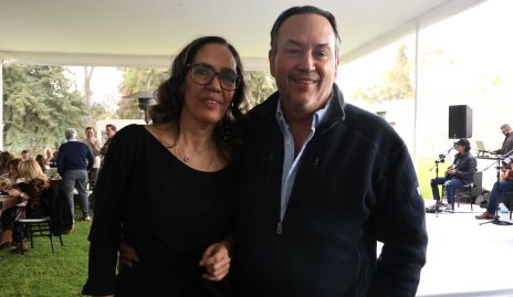  Cecilia Martínez Abaroa y Gerardo González.