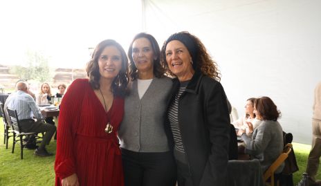  Claudia, Pilar y Martha Martínez Abaroa.