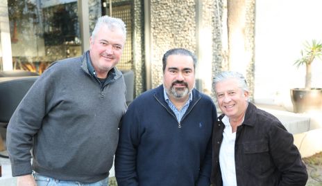  Juan Hernández, Juan José Leos y Jorge Gómez.