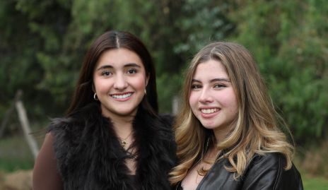  Isabela Reyes y Danna Heinze.