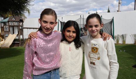  Elena, Barbarita Berrones y Marina Zermeño.