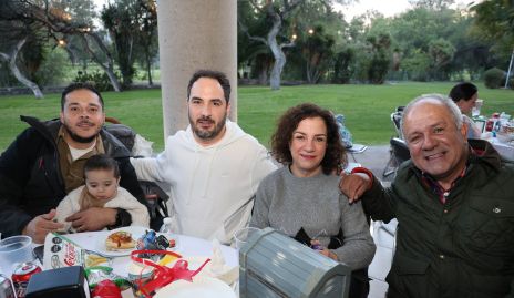 Enrique Martínez, Franco Martínez, Osiel Lamas, Ana Luisa Torres y Eduardo Estrada.