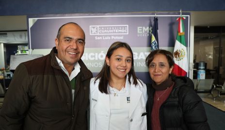  Jesús Humberto Ríos, Sara Ríos y Claudia Guzmán.