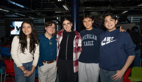  Sofi, Omar, Vale, Pablo y Mathew.