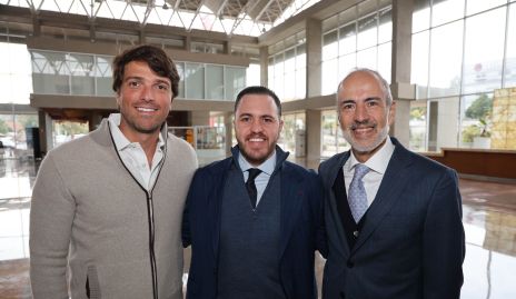  Santiago Gaviño, Andrés y Marcelo de los Santos.