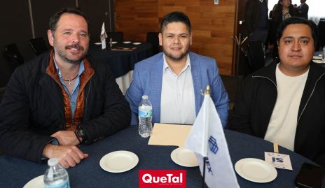  Abraham Villalobos, César Torres y Federico Gómez.