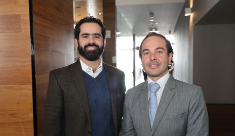  Néstor Garza y Santiago Zamaillo.