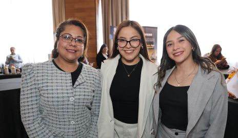  Adriana Mireles, Abigail Castro y Daniela Terán.