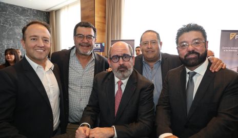  Javier Algara, Pepe Lomelí, José Mario de la Garza, Adolfo Arriaga y Alejandro Pérez.