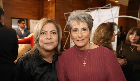  Fabiola Mejorada y Ana María Abascal.