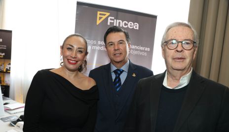  Gabriela Ávila, Javier Mercado e Ignacio Gómez.