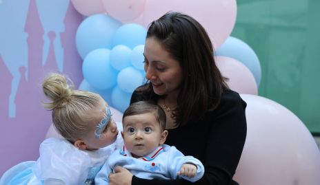  Nayelli Maya con sus hijos Paula y Pablito Zendejas.