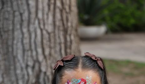  Victoria Hermosillo.