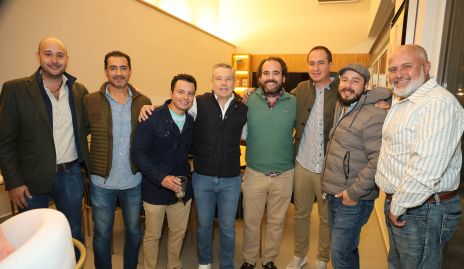  Puy Galán con sus amigos.