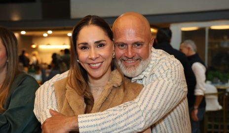  Mari Lupe Motilla y Jorge Aldrett.