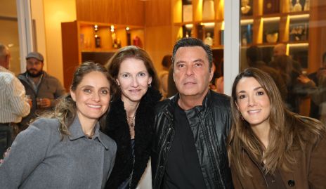  Viviana Navarro, Claudia Calvillo, David Lozano y Marce Rivero.