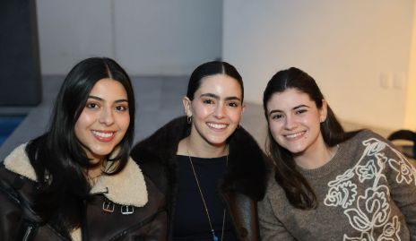  Isabela Santoyo, Irene Abud y Ana María Meade.