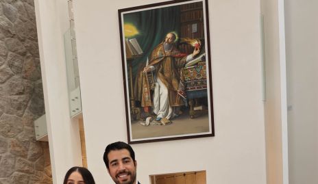  Natalia Navarro y José Manuel Lázaro con su hija Lourdes.