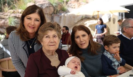  Marus Hernández, Maruchis Andrés, Mónica Hernández y Andrés Torres.