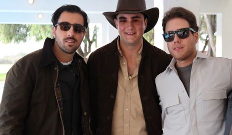  Alejandro Navarro, Javier Alcalde, Tomás Alcalde.