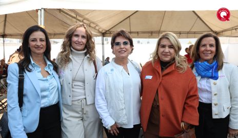 Mónica Galarza, Cynthia Valle, Cecilia Bremer, Carmenchu y Martha Elena Muñiz.