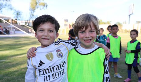  Eduardo Jasso y Ale Valladares.