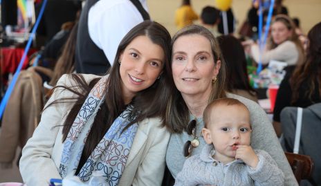  Isa Gaviño y Charo Valladares.