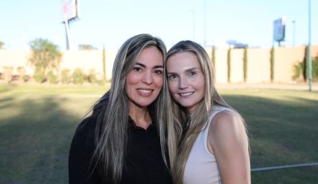  Elizabeth Berrones y Miriam Huber.