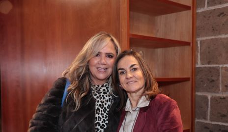 Ana Clara Bárcena y Carmen Zapata.