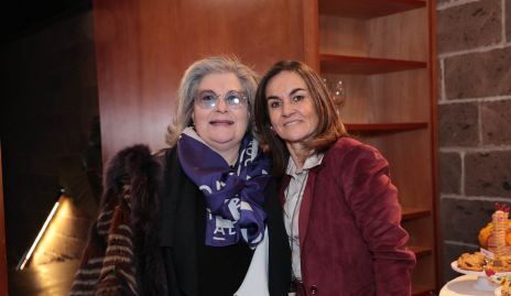  Verónica Toranzo y Carmen Zapata.