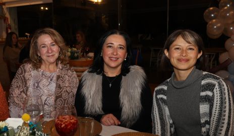  Ingrid Cruz, Coral Medina, Sam González.