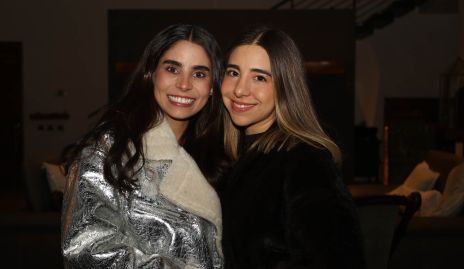  Chiode la vega y Esther Leija.