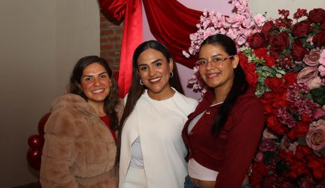  Marcelle Quiroz, Eunice Santillán y Juanis Mendez.