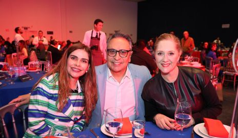  Diana, Raciel Sosa y Gabriela Dorador.