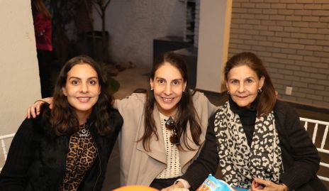  Isa, Ceci y Luchi Castelo.