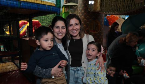  Jero Hernández, Daniela González, Elizabeth Treviño y Paula Torres.