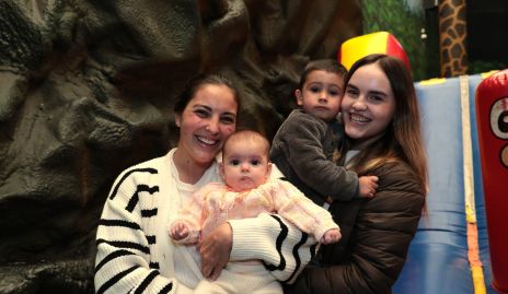  María José Trigo, Isabela y Matías Chávez y Ximena Viramontes.