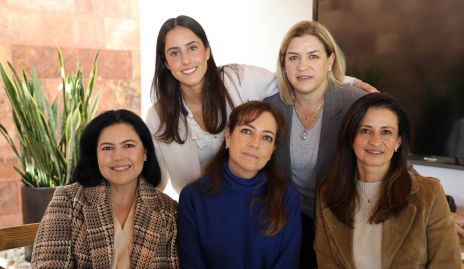  Christianne Cambeses, Fer Morales, Claudia Altamirano, María Pizzuto y Mónica Galarza.