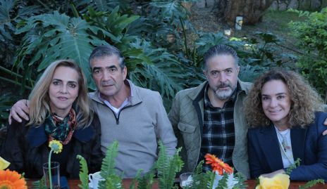  Mimí Hinojosa, Horacio Tobías, Julián Castro y Julieta Morales.