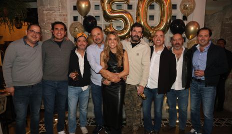  Eduardo Gouyonnet, Alejandro Oropeza, Roberto Mercado, Eduardo Ramos, Priscila González, Johan Torre, Carlos Valdés, Jorge Puga y Luis Fernando Romero.