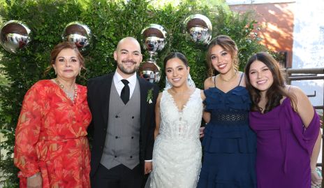  Fabiola, Pedro Pablo Lozano, Tania Loredo, Fabiola Quetzali y Daira Daniela.